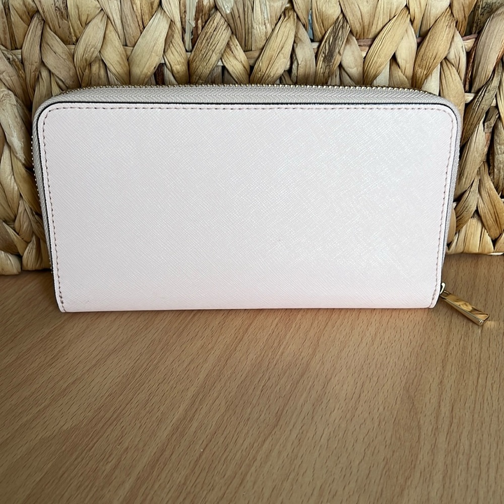 Tory Burch Light Pink Wallet - Picture 5 of 12